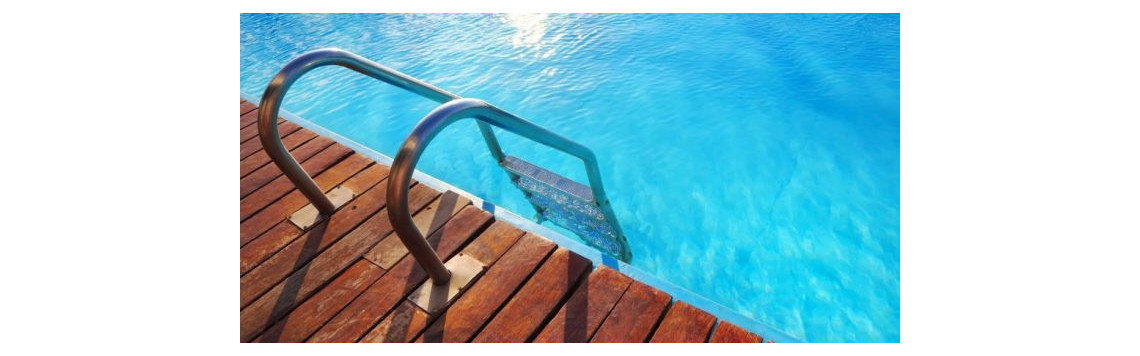 Stairs for swimming pools